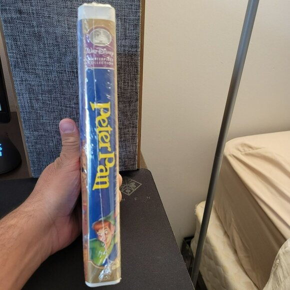 NEW Walt Disney Masterpiece Peter Pan VHS Fully restored Limited Edition - Picture 4 of 4